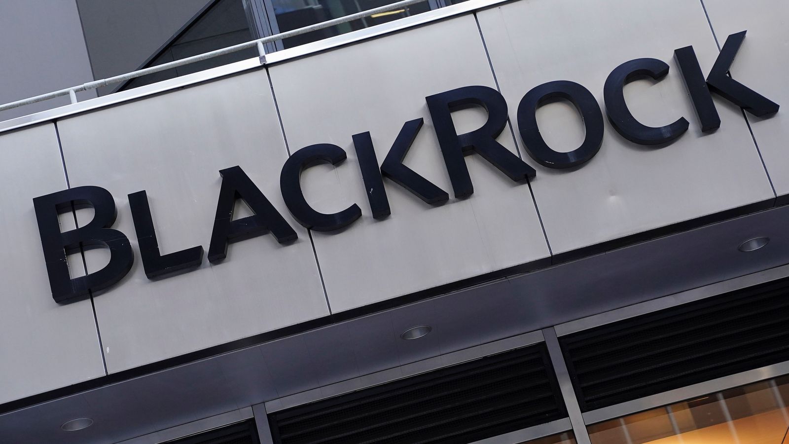 BlackRock plots sale of pensions specialist Heywood | Money News