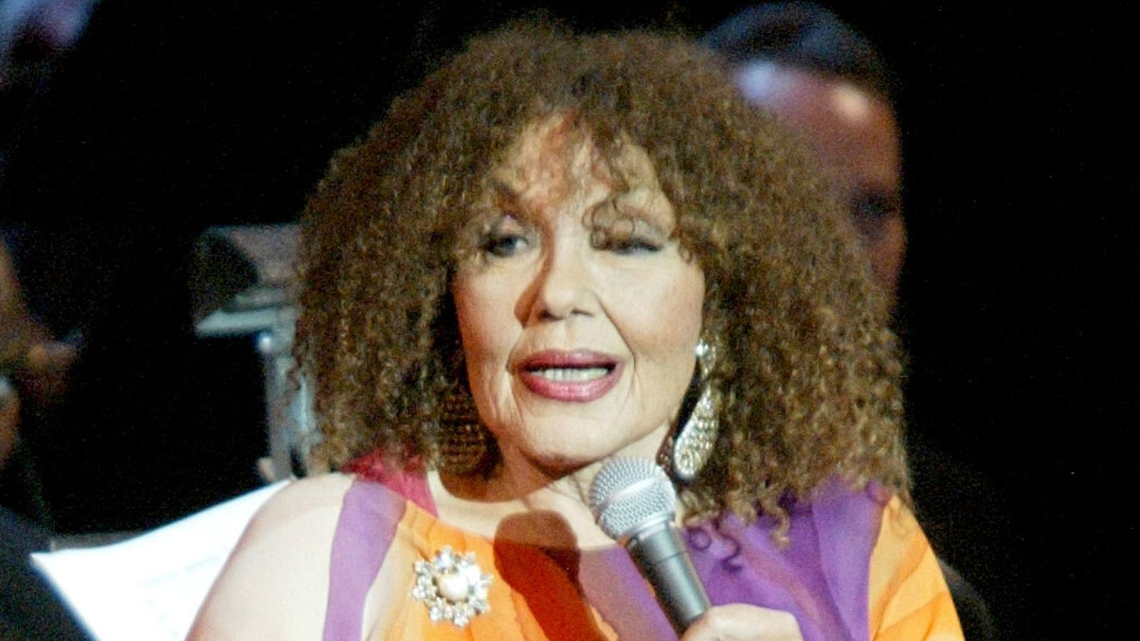 Grammy-winning jazz singer Dame Cleo Laine dies | Ents & Arts News
