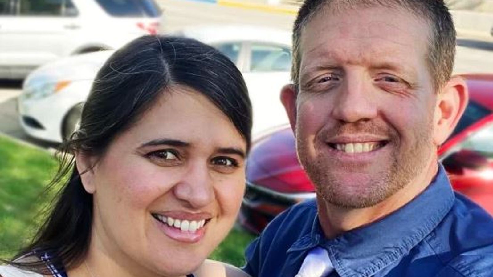 Manhunt after couple hiking with their children killed in Arkansas park | US News