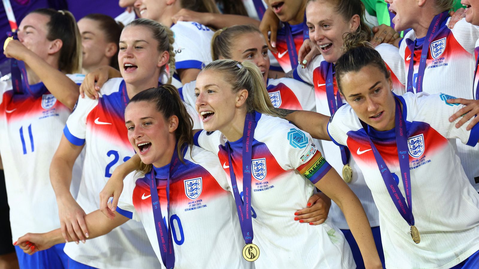 Lionesses parade: The route and key timings as thousands of England fans to descend on central London | UK News